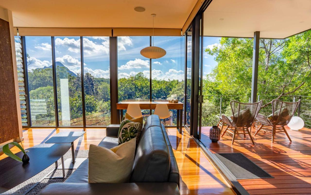 Glass On Glasshouse Glass House Mountains Exteriér fotografie